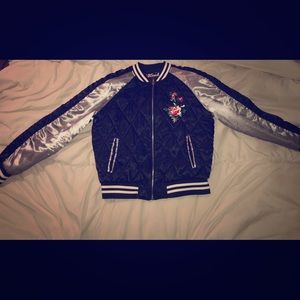Size large juniors bomber jacket